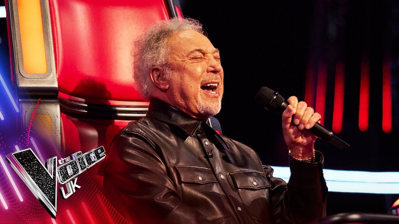 Sir Tom Jones' 'I Won't Crumble With You If You Fall' | Blind Auditions | The Vo